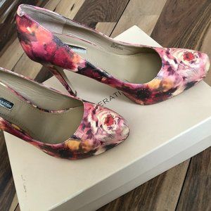 BCBGeneration Parade Platform-Washed Floral